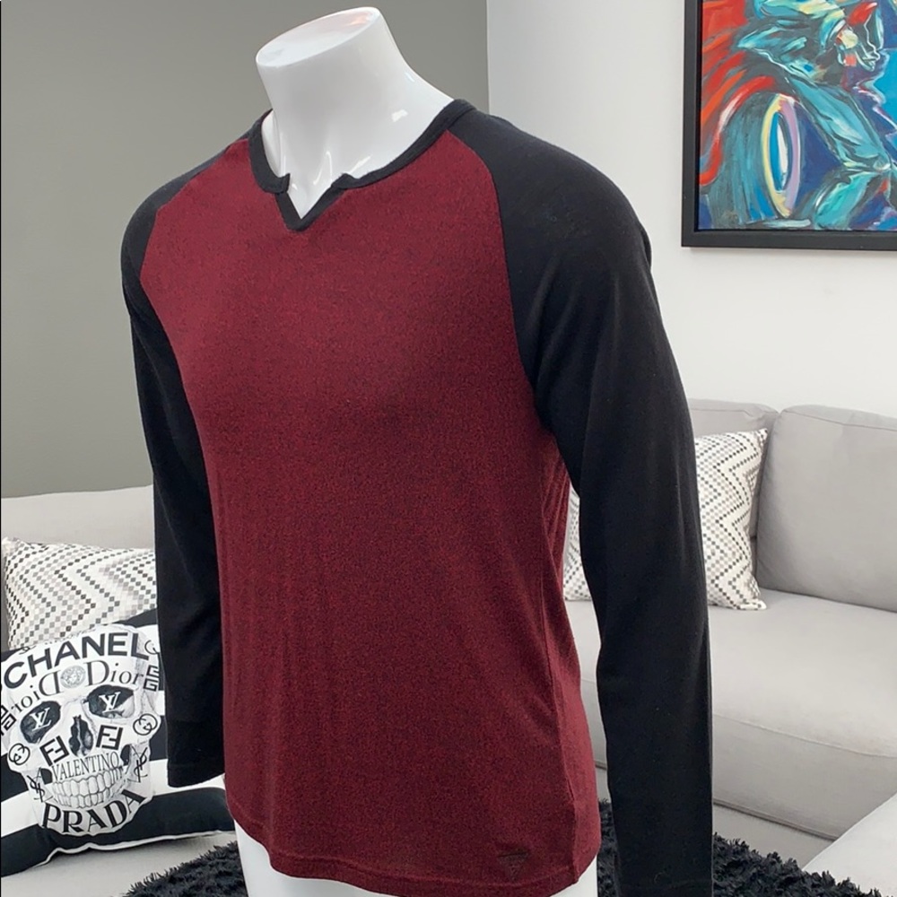 Guess men’s fitted dress shirt